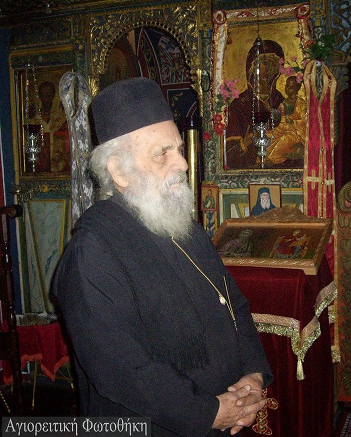 Ioannikios monachos Ravdouchos2 (1927-2012)1.jpg