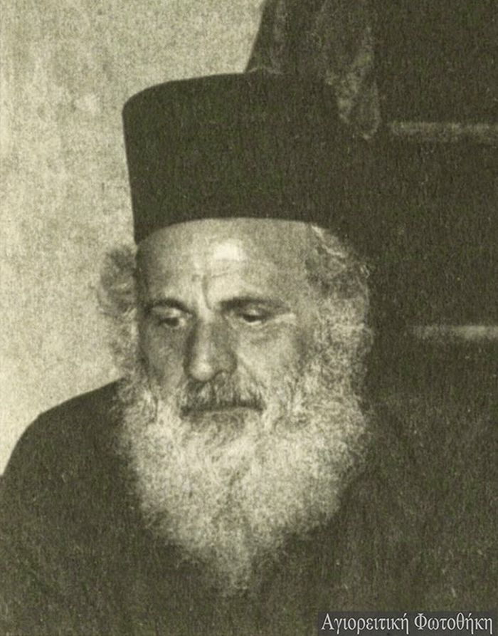 Ioannikios monachos Ravdouchos2 (1927-2012)2.jpg