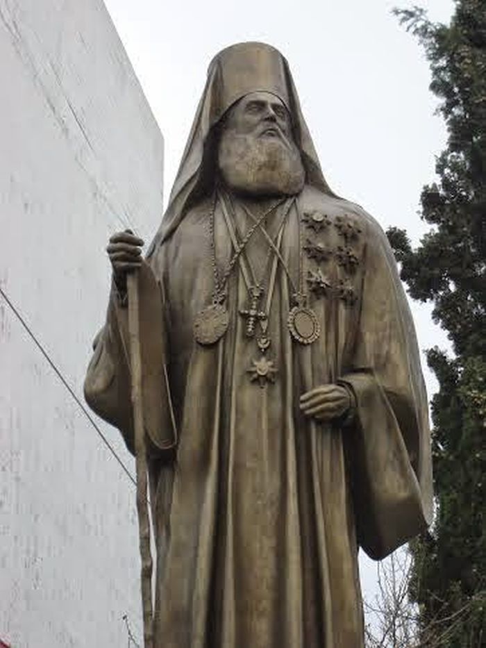 1112apo1.jpg