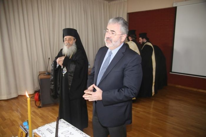 ftiotidos_panepistimio8.jpg