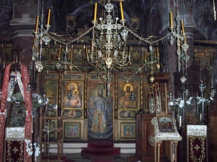 moni-zerbitsa3.JPG