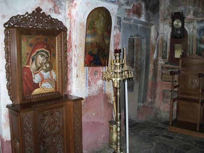 moni-zerbitsa4.JPG