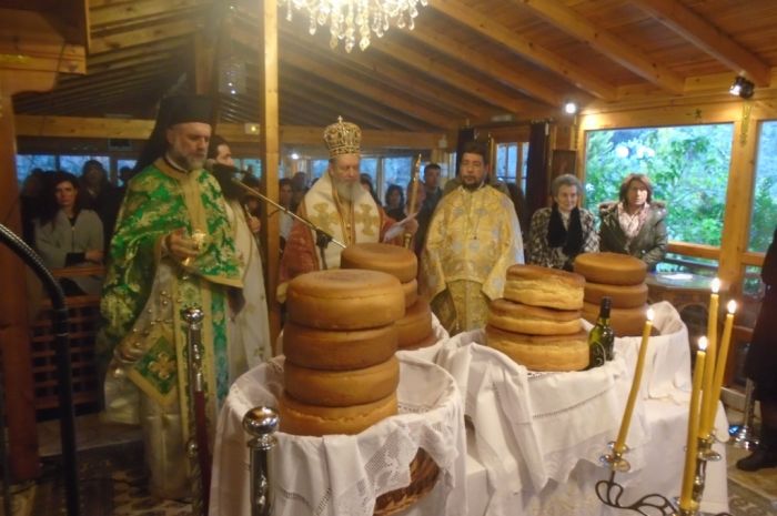 2. Th. Leitourgia Agiou Spyridonos Vasilikou 12.12.2015  002.JPG