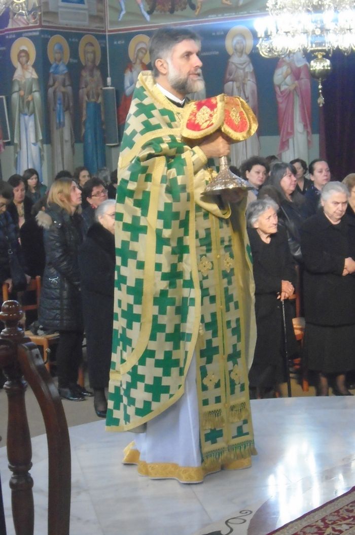 7. Th. Leitourgia Ag. Marinas Xalkidos 20.12.2015 004.JPG