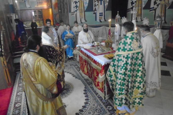 7. Th. Leitourgia Ag. Marinas Xalkidos 20.12.2015 006.JPG