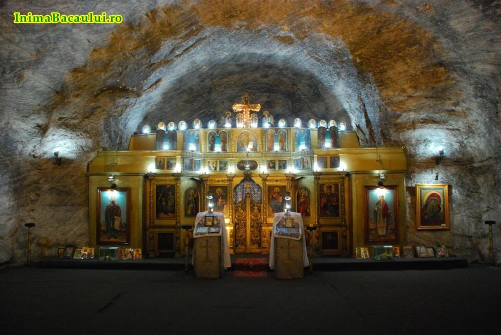 Η υπόγεια εκκλησία της Αγ.Βαρβάρας φτιαγμένη από αλάτι στο Targu Ocna στη Ρουμανία(ΦΩΤΟ)