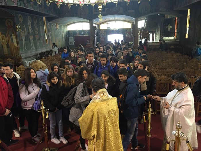 Th. Leitourgia Lykeio N. Artakis 12.2.2016 008.JPG
