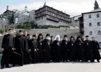 Αντιπροσωπεία της Ρωσικής Εκκλησίας στο Άγιον Όρος (ΦΩΤΟ)