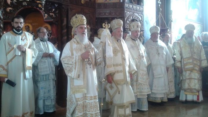 Enthronement-of-Bishop-Mitrofan-Serbian-Orthodox-2.jpg