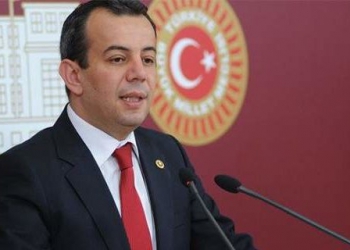 Πρόκληση από Τούρκο βουλευτή: Θα πάω στα νησιά, θα υψώσω την τουρκική σημαία