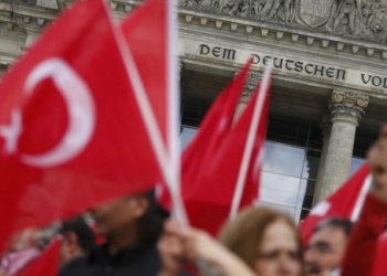 Ερντογάν: Τα λόγια του "χτυπούν την πόρτα" της Γερμανίας
