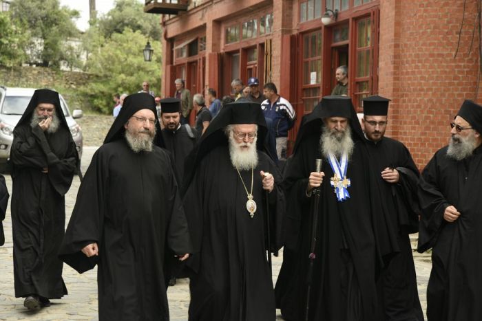 Ο Αρχιεπίσκοπος Αλβανίας στο Αγιον Ορος (ΦΩΤΟ)