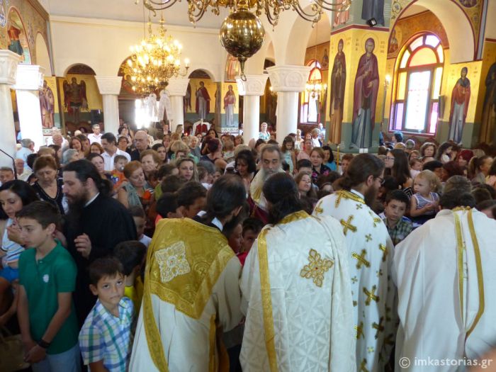 Λαμπρός εορτασμός του Αγίου Νικάνορος στην Καστοριά (BINTEO & ΦΩΤΟ)