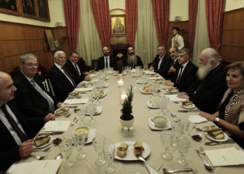 Δείπνο στους Περιφερειάρχες παρέθεσε ο Αρχιεπίσκοπος (ΦΩΤΟ)