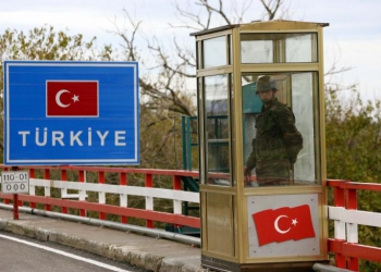 Μειώθηκαν οι οδικές αφίξεις των Τούρκων στις πύλες εισόδου του Εβρου