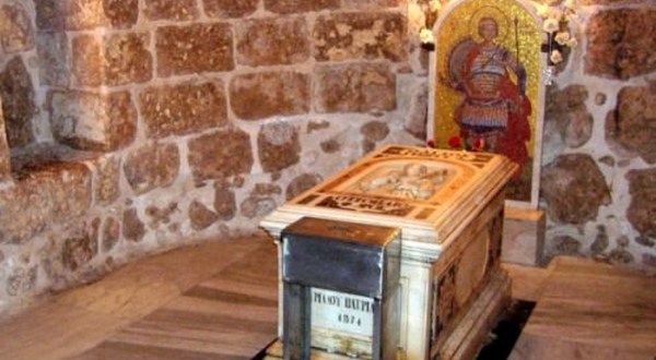 Αγιος Γεώργιος - Ο Τάφος του και θαύματα του