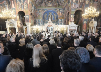 Ο Αρχιεπίσκοπος προεξήρχε στην κηδεία του Θέμου Αναστασιάδη (ΒΙΝΤΕΟ & ΦΩΤΟ)