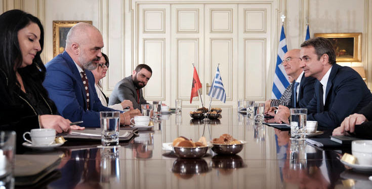 Αθήνα : Ο Αλβανός πρόεδρος στο Μαξίμου - Τι είπαν με τον πρωθυπουργό