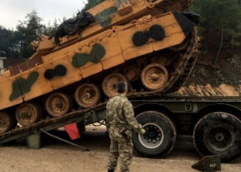 ΕΚΤΑΚΤΗ ΕΙΔΗΣΗ :Τουρκία : Στρατιώτες και άρματα μετακινούνται στα σύνορα με τη Συρία