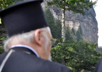 FENER RUM PATRIGI BARTHOLOMEOS, TRABZONDA SUMELA MANASTIRINI ZIYARET ETTI. FOTO: FATIH TURAN/DHA