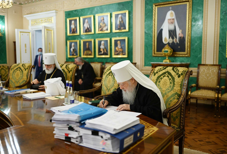 Ρωσική Εκκλησία: Συνεδρία της Ιεράς Συνόδου υπό την προεδρία του Πατριάρχη Κυρίλλου