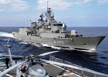 ΕΚΤΑΚΤΟ! Κρούσμα κορωνοϊού σε φρεγάτα του Πολεμικού Ναυτικού