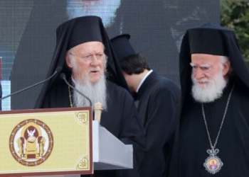 Ευχές Βαρθολομαίου στον Αρχιεπίσκοπο Κρήτης Ειρηναίο για ταχεία ανάρρωση
