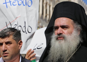 Παλαιστίνιος ελληνορθόδοξος Αρχιεπίσκοπος καταδίκασε τη "ρητορική μίσους" του Μακρόν