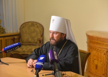 Ιλαρίωνας: Η απόπειρα εξουσίας παπικής μορφής στην Εκκλησία δίχασε την Ορθοδοξία