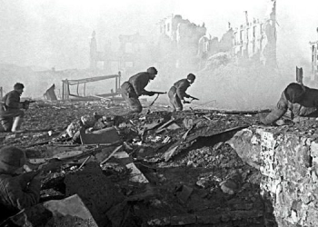 Σαν σήμερα: Το 1943 αρχίζει η ρωσική αντεπίθεση στο μέτωπο του Στάλινγκραντ