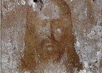 Η μορφή του Ιησού Χριστού σε τοίχο Μοναστηρίου!