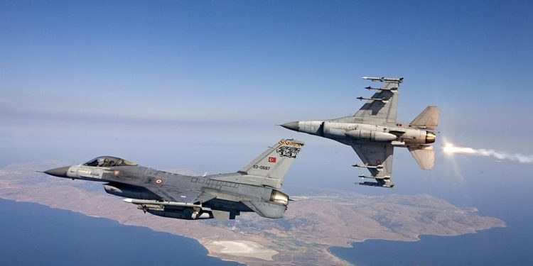 Προκαλούν και πάλι οι Τούρκοι - Υπερπτήση μαχητικών πάνω από την Παναγιά