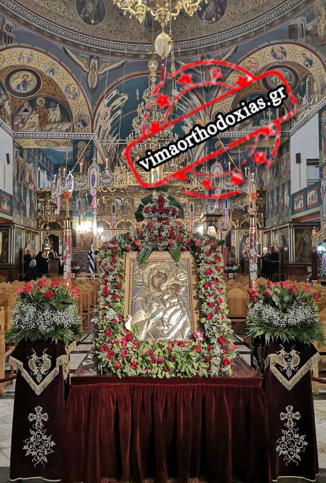 Πλήθη λαού στην εορτάζουσα Παναγία Τρυπητή στο Αίγιο- Λαμπρή λιτάνευση της εικόνας