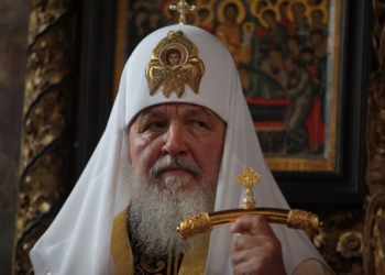 Ο  Πατριάρχης  Μόσχας και πασών των Ρωσιών Κύριλλος στην δοξολογία  στον Ι. Ναό του Πρωτάτου, την  Τρίτη 4 Ιουνίου 2013. Στο Άγιον Όρος βρίσκεται από το μεσημέρι, ο Πατριάρχης Κύριλλος ο οποίος πραγματοποιεί επίσημη τριήμερη επίσκεψη στη μοναστική πολιτεία του Άθωνα. ΑΠΕ-ΜΠΕ/ΑΠΕ-ΜΠΕ/ΝΙΚΟΣ ΑΡΒΑΝΙΤΙΔΗΣ