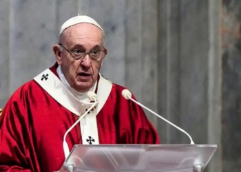 Πάπας Φραγκίσκος: «Εκεχειρία του Πάσχα» ζητά για τον πόλεμο στην Ουκρανία