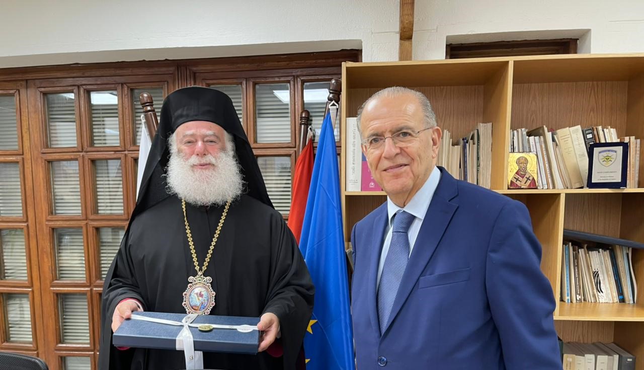 Ο Πατριάρχης Αλεξανδρείας Θεόδωρος Β' συναντήθηκε με τον ΥΠΕΞ της Κύπρου