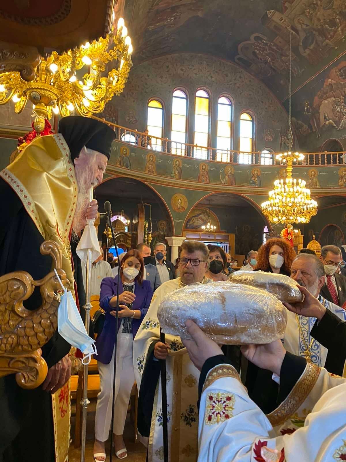 Λαμπρή η εορτή των Αγίων Ισαποστόλων και Βασιλέων Κωνσταντίνου και Ελένης στην Ανδραβίδα