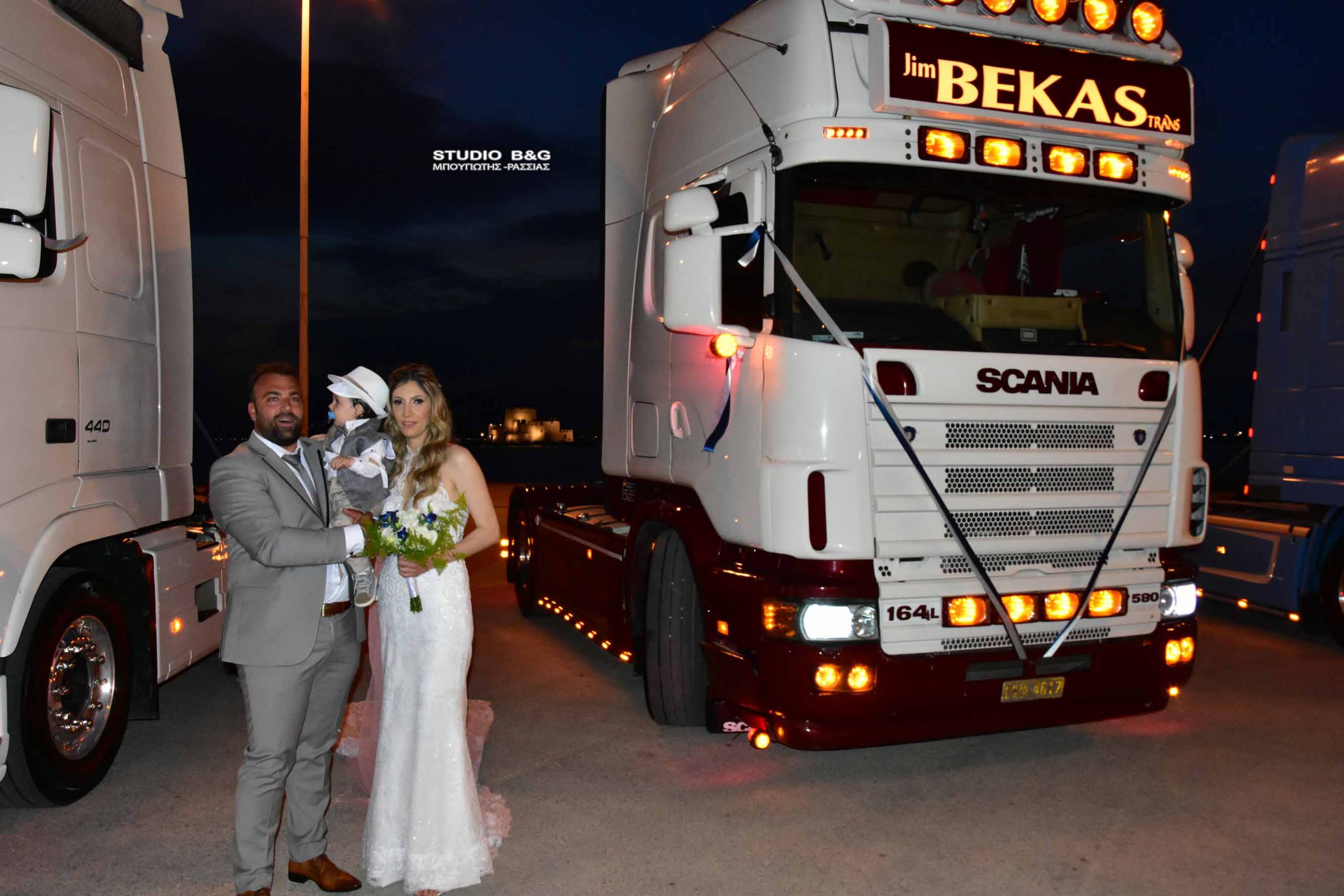 Ναύπλιο: Στην Εκκλησία με τα φορτηγά για να πάρει την νύφη (ΦΩΤΟ & ΒΙΝΤΕΟ)