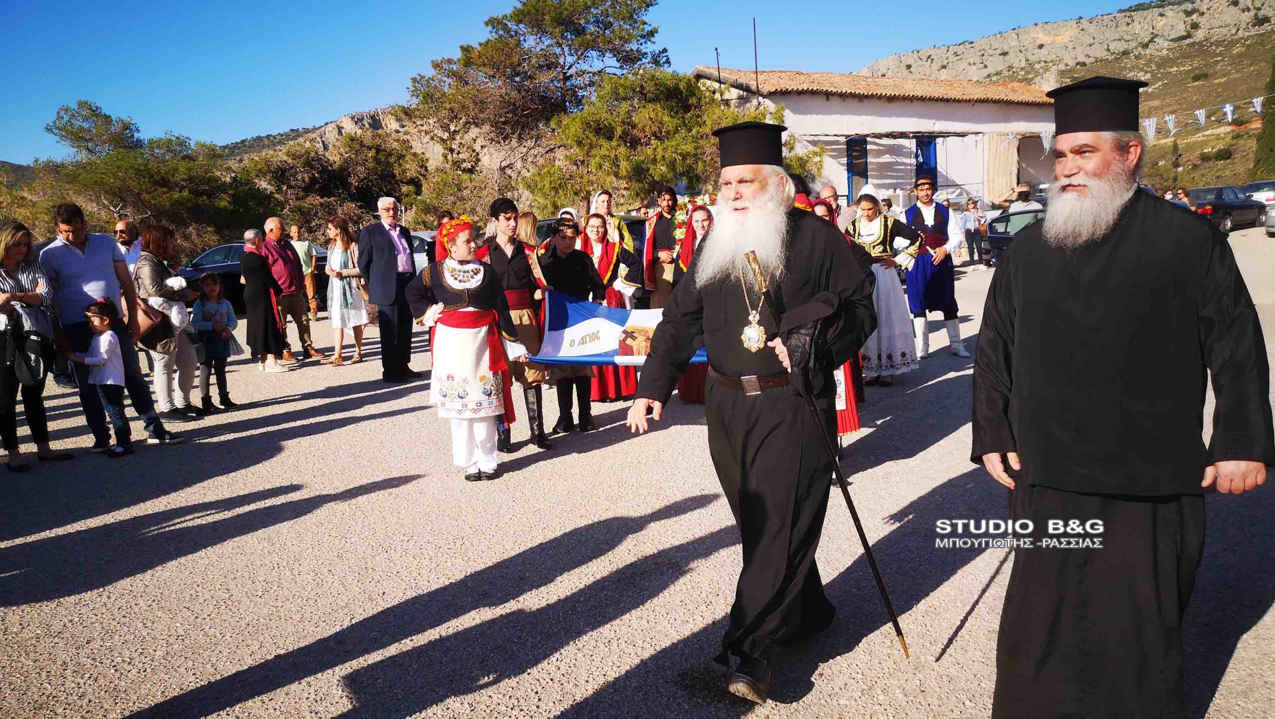 Οι Κρητικοί γιόρτασαν τον Άγιο Νικόλαο τον'' κρασόκτιστο ''στο Ναύπλιο (ΦΩΤ0 & ΒΙΝΤΕΟ)