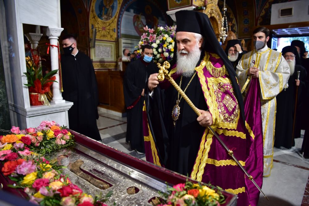 ΛΑΡΙΣΑ: Χιλιάδες λαού στον πάνδημο εορτασμό του Αγίου Αχιλλίου – Η περιφορά και το προσκύνημα - ΕΚΚΛΗΣΙΑ