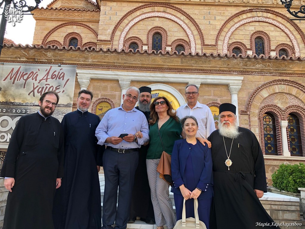 Θεσσαλονίκη: Η Μιμή Ντενίση στο Επισκοπείο της Ι.Μ.Νεαπόλεως
