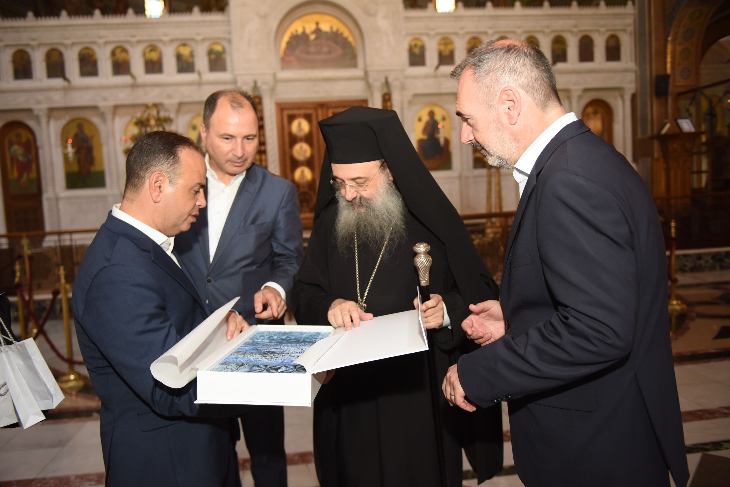 Ο ΥΦΥΠΕΞ και ο Πρέσβης της Αρμενίας στον Πατρών Χρυσόστομο