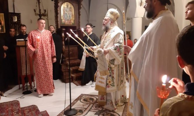 Τρίκαλα: Πλήθος πιστών στην Αγρυπνία του Αγίου Παϊσίου