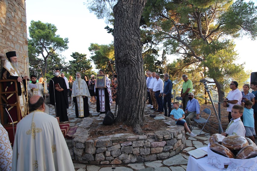 ΚΑΣΤΡΟ ΝΑΥΠΑΚΤΟΥ: Η εορτή του Προφήτη Ηλία - 27 χρόνια από την ημέρα χειροτονίας του Μητροπολίτη Ιεροθέου