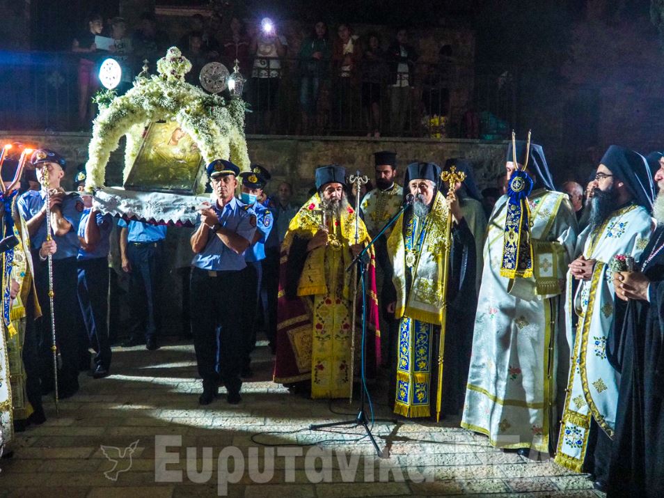 Η ΟΡΘΟΔΟΞΙΑ τιμά την «Αρχόντισσα» της Ρούμελης! ΠΑΝΑΓΙΑ ΠΡΟΥΣΙΩΤΙΣΣΑ - Η λιτάνευση της Εικόνας της με πομπή χιλιάδων λαού!