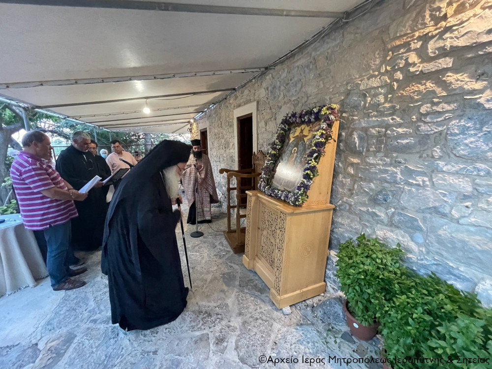 Ιεράπετρα: Παράκληση στην Παναγία Κοτσυφιανή στην Γρα-Λυγιά