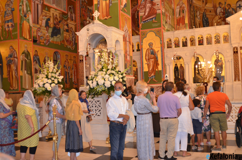 H Κεφαλονιά εορτάζει τον Θαυματουργό ΑΓΙΟ ΓΕΡΑΣΙΜΟ - Πλήθος λαού κάτω από το Σκήνωμα του !! Λαμπρή λιτανεία