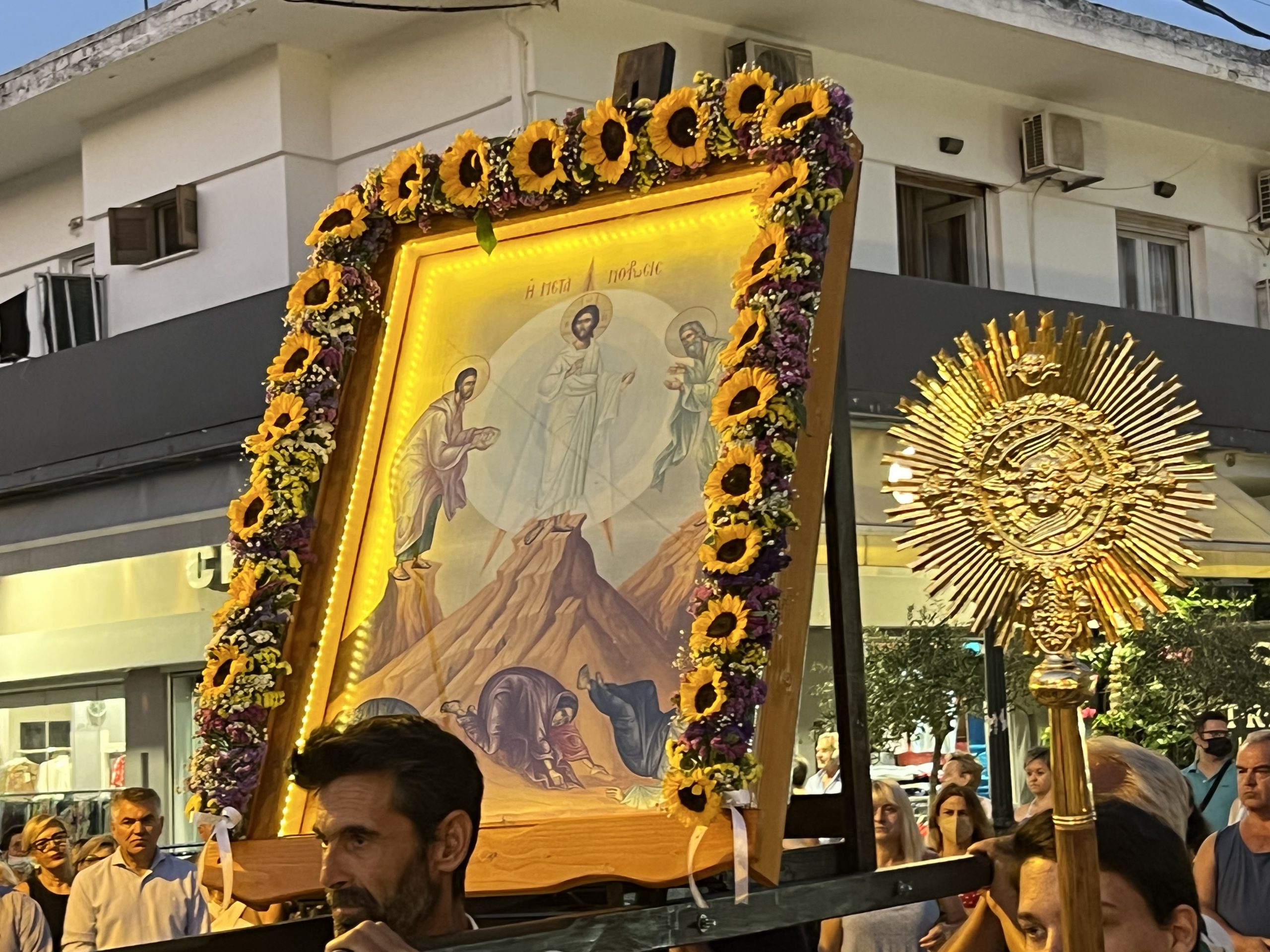 Ελληνες και Βαλνκάνιοι στη Λιτανεία της ΜΕΤΑΜΟΡΦΩΣΗΣ ΤΟΥ ΣΩΤΗΡΟΣ στον Πλαταμώνα