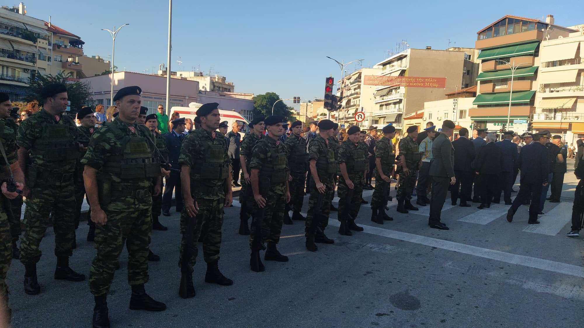 Η Θράκη υποκλίθηκε στην ΠΑΝΑΓΙΑ «ΑΞΙΟΝ ΕΣΤΙ»! Η υποδοχή στην Κομοτηνή - Ιστορικές ΕΙΚΟΝΕΣ