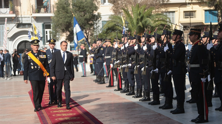 Η καρδιά της ΟΡΘΟΔΟΞΙΑΣ σήμερα χτυπά στη Θεσσαλονίκη ! Λαοθάλασσα για τον Πολιούχο ΑΓΙΟ ΔΗΜΗΤΡΙΟ ΜΥΡΟΒΛΗΤΗ